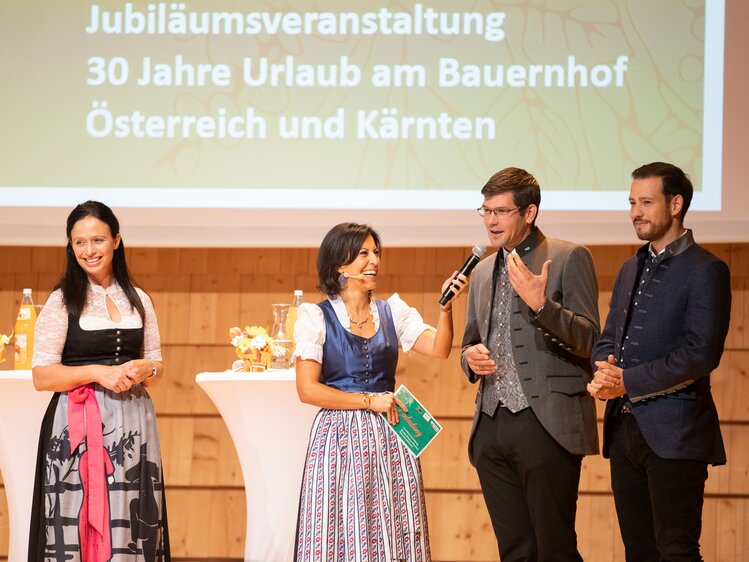LK Vizepräsidentin Astrid Brunner sowie Landesräte Gruber und Schuschnig beim Interview  | © Nicolas Zangerle