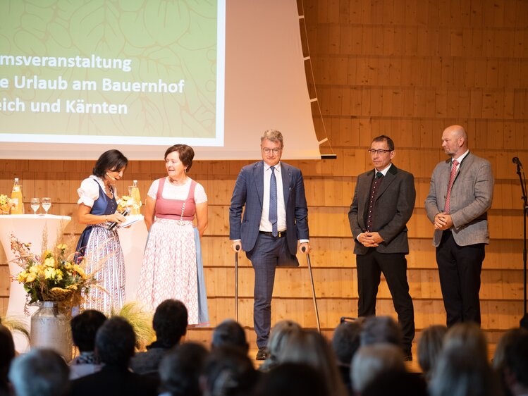 Viele folgten der Einladung von UaB Österreich und Kärnten um gemeinsam Geburtstag zu feiern | © Nicolas Zangerle