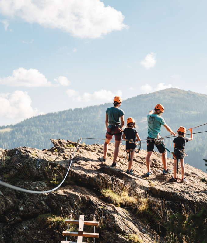 Familienerlebnis im Hochseilgarten am Klippitztörl | © KSL Tourismus GmbH | Knabl, Tribondeau
