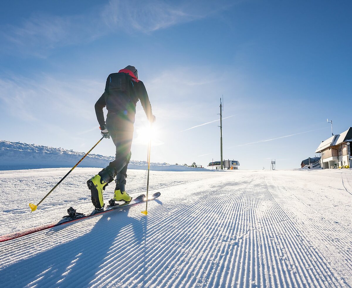 Skitouren auf der Gerlitzen Alpe | © Michael Stabentheiner/ Region Villach Tourismus GmbH Skitour auf die Gerlitzen Alpe Bergstation | © Michael Stabentheiner/ Region Villach Tourismus GmbH