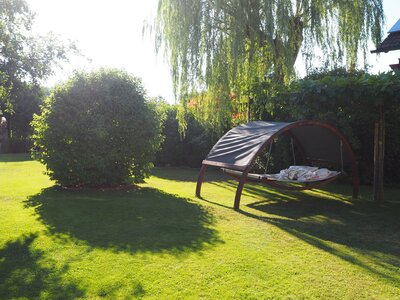 Garten mit Liegeschaukel - Haus Zehetner | © Privat zu Gast in Niederösterreich / Elena Paschinger / www.creativelena.com Garten mit Liegeschaukel - Haus Zehetner | © Privat zu Gast in Niederösterreich / Elena Paschinger / www.creativelena.com