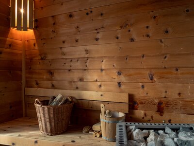 Zirbenholz-Sauna am Berghof Thurnergut | © Urlaub am Bauernhof Oberösterreich / Sarah Kreutzhuber Zirbenholz-Sauna am Berghof Thurnergut in Spital/Pyhrn | © Urlaub am Bauernhof Oberösterreich / Sarah Kreutzhuber