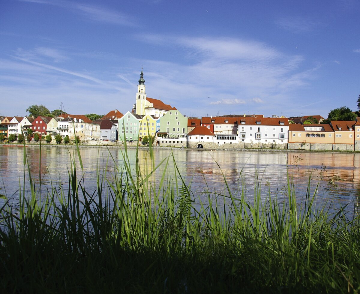 Schärding am Inn | © Oberösterreich Tourismus GmbH / Tourismusverband Schärding Blick auf Schärding am Inn am anderen Ufer des Inn, Innviertel-Hausruckwald | © Oberösterreich Tourismus GmbH / Tourismusverband Schärding