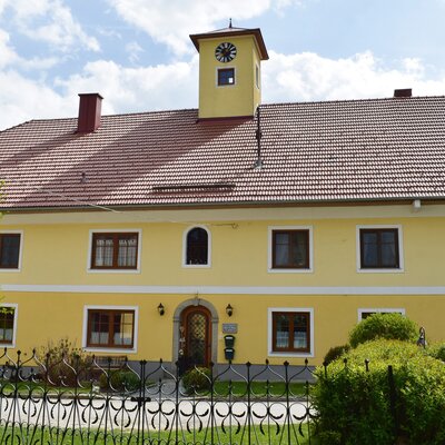Außenansicht Ferienhof Turmkeller in Pollham, Innviertel-Hausruckwald | © Urlaub am Bauernhof Oberösterreich / Harald Puchegger