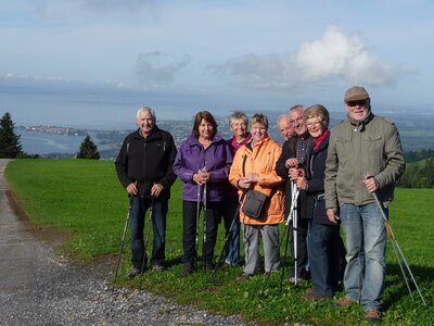 Wandergruppe beim Gruppenfoto | © Urlaub am Bauernhof Österreich / Eller Wandergruppe posiert für Gruppenfoto | © Urlaub am Bauernhof Österreich / Eller