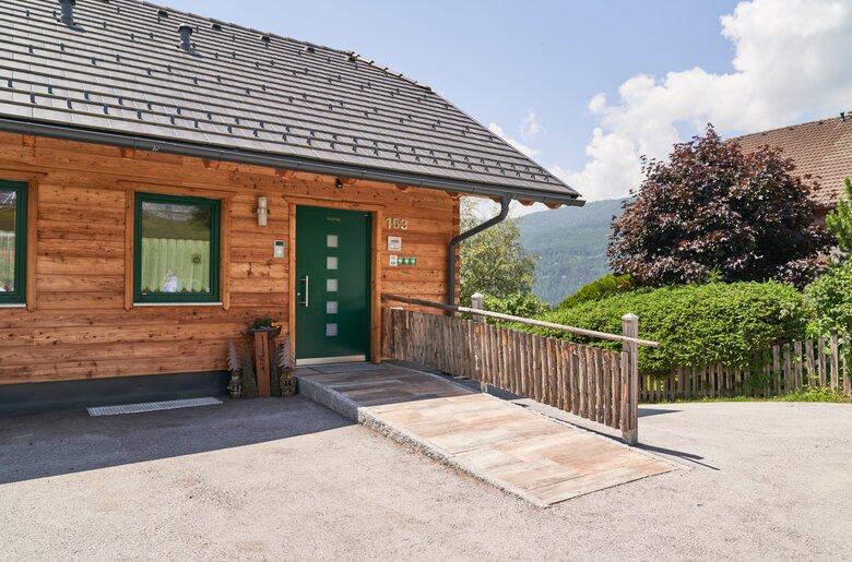 Eingang zu barrierefreier Wohnung | © Urlaub am Bauernhof / Punkt und Komma Eingang zu einer barrierefreien Wohnung | © Urlaub am Bauernhof / Punkt und Komma
