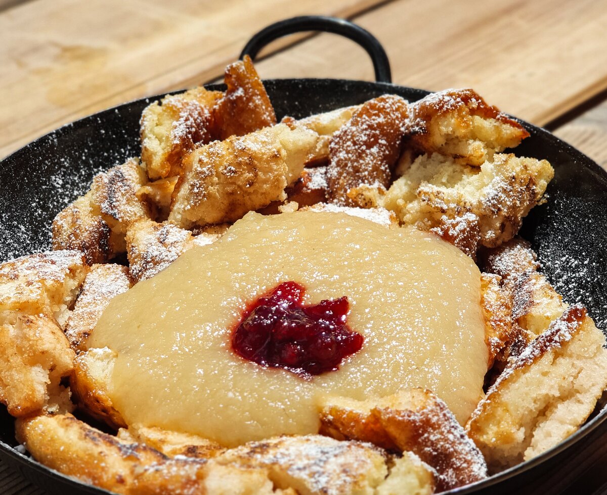 Kaiserschmarrn auf der Nördlinger Hütte | © Region Seefeld Kaiserschmarrn auf der Nördlinger Hütte | © Region Seefeld