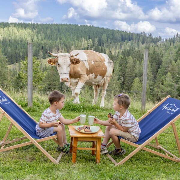 Prost, lasst euch die Milch schmecken
