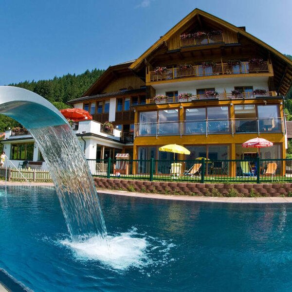 nawu_apartments_southside_pool