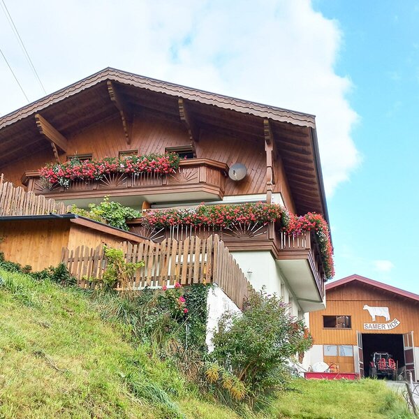 Frontansicht Samerhof